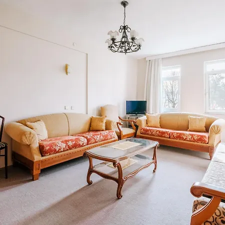 House With Garden And Balcony In Kartepe 4*
